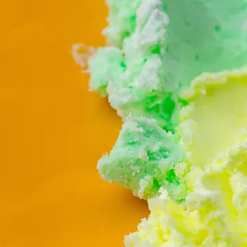 Ta crĂšme hydratante et voluminatrice poitrine - Ananas đ